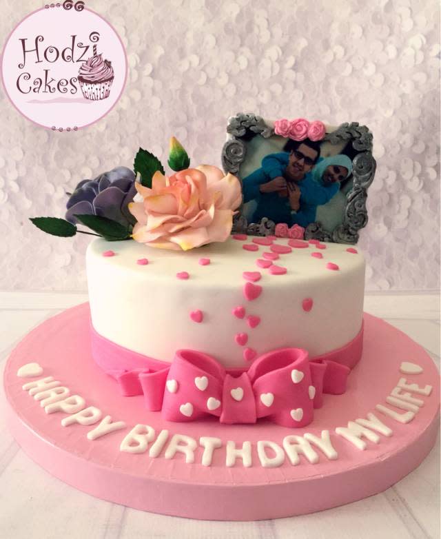 Floral romantic birthday cake